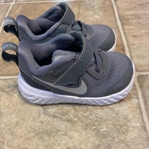 Baby Nikes 5c